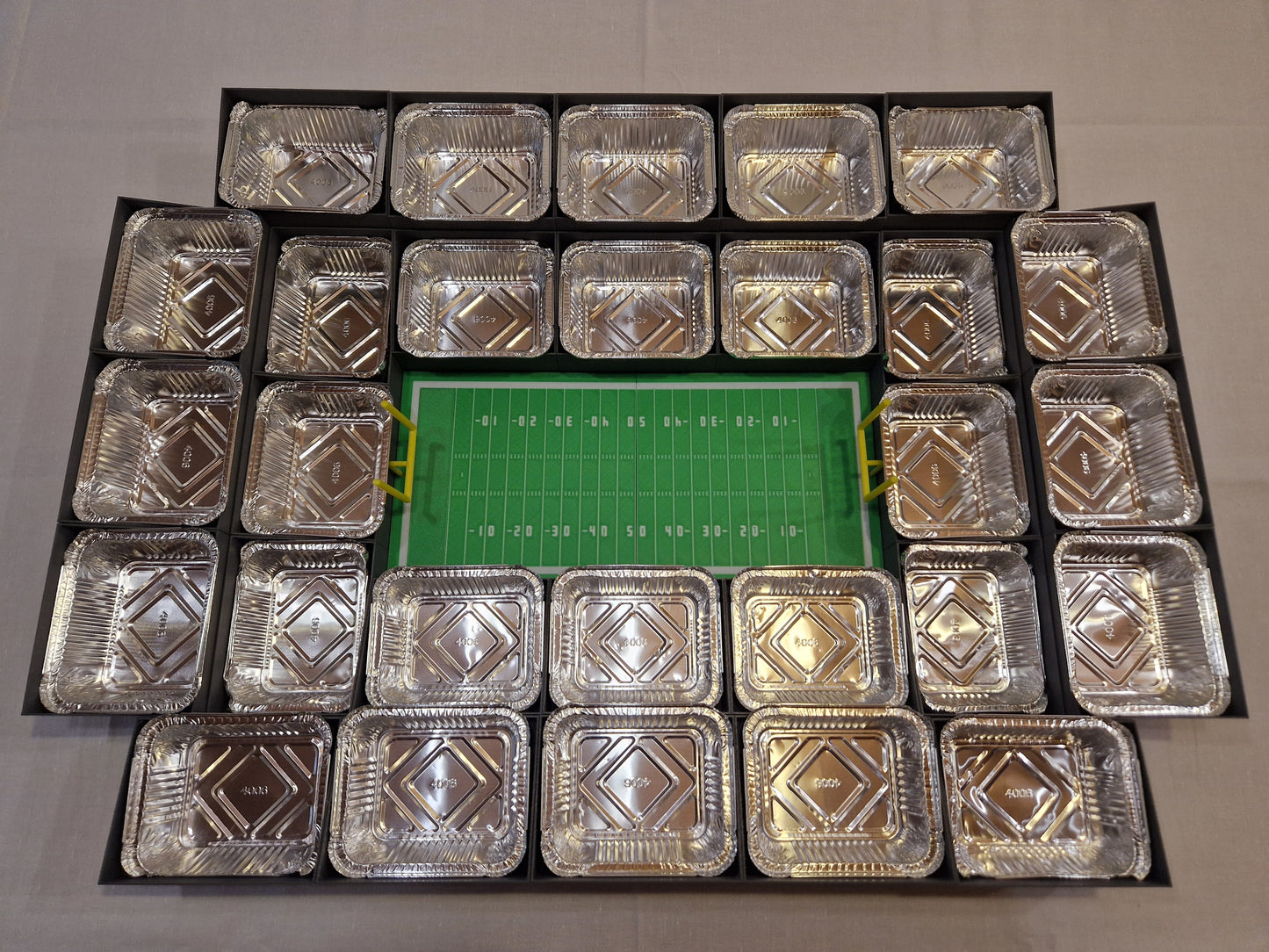 Snackstadion mit 28 Snackboxen