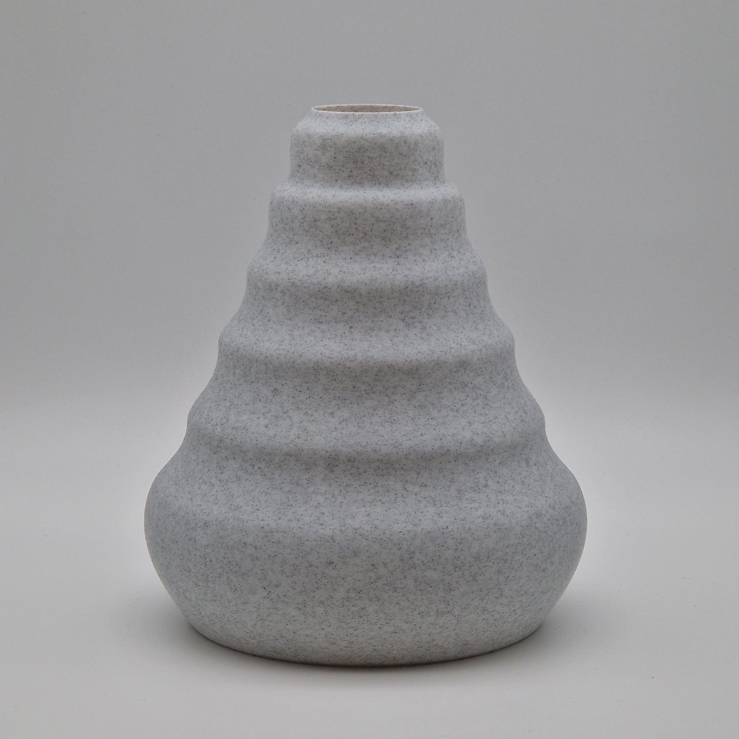 Breite Vase mit Wellenmuster | Wasserdicht